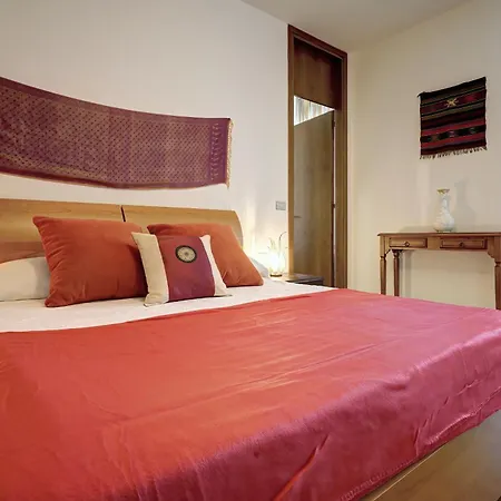 Casa Vincenzo Urban Living Near Station