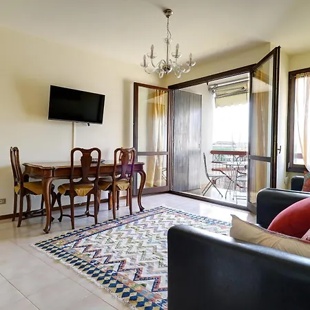 Casa Vincenzo Urban Living Near Station Apartment *