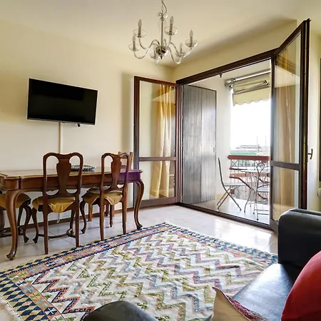 Apartment Casa Vincenzo Urban Living Near Station Conegliano